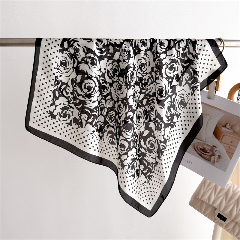 Luxury Bags China Wholesale - Luxe nieuwe bedrukte sjaals Dames zijden