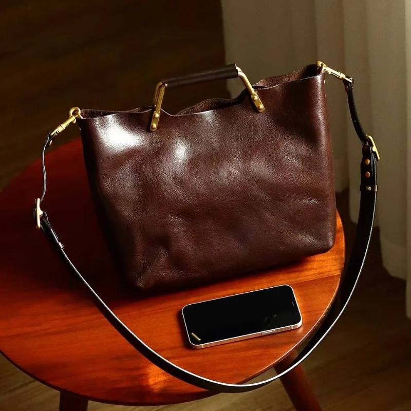 Zachte leren draagtas voor dam - Structured Handbag Top Handle recensie en prijs