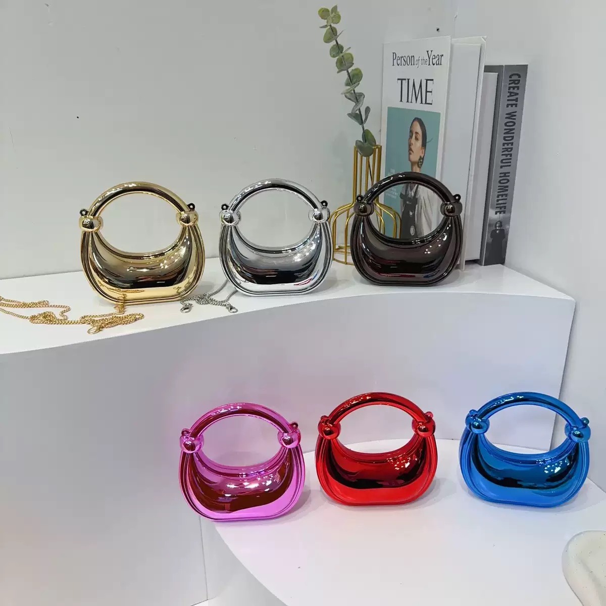 Mini gouden avondtasje portemo - Luxury Bags Brands recensie en prijs